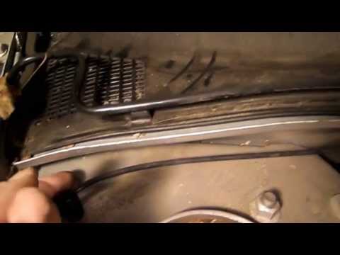 How to Change the Cabin Air Filter on a 2004 Buick Century