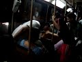 O bicho invade o Onibus
