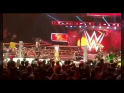 WWE RAW Dark Match Seth Rollins saves Roman Reigns from Kevin Owens and Chris Jericho