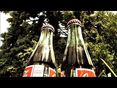 how to open bottle without bottle opener