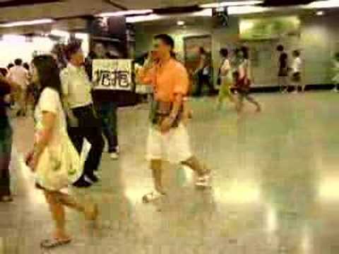 FREE HUGS in Hong Kong