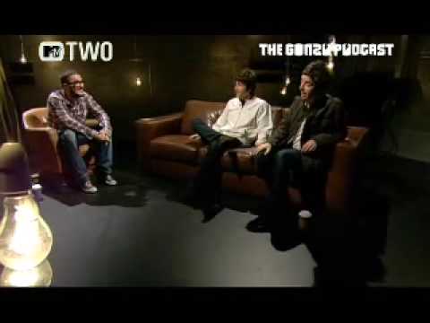 Gem Archer - Zane Lowe Interviews The Two Oasis Guitarist's (Noel & Gem), As They Talk About Computers, Ipods, Their Taste In Music And Loads More!!