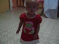 Sumayyah belajar berjalan