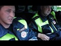 Нажмите для просмотра : Как разговаривать с полицией. Юрист Антон Долгих заставляет инспекторов ДПС работать. Обучающее