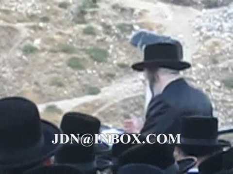 Dorog Rebbe @ Tziyun of the Or hachaim on his Yahrtzeid 15 Tamuz 5770