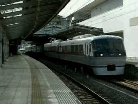 西武鉄道10000系　飯能駅発車