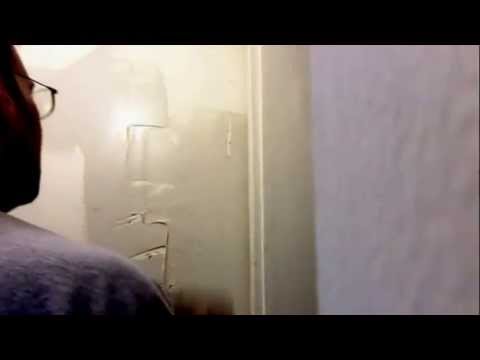 how to repair small cracks in drywall