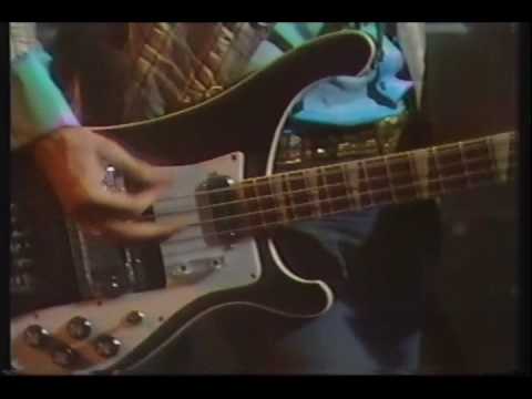Ayers - Kevin Ayers from Soft Machine singing Shouting In A Bucket Blues.