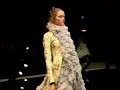 Alexander McQueen Fall/ Winter 2006 (part 2)