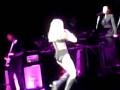 videos de MADONNA - Sticky & Sweet Tour, Mexico City, NOV 30 - Vogue