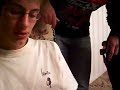 Stefou roule une clope ...
