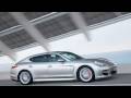 The 2010 Porsche Panamera! - SuperCars Videos