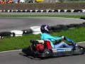 3 piese la karting :)) xxx