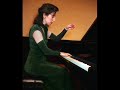 andras schiff and angela hewitt are concidered by many to be two of the premier bach interpreters before the public today. here,hewitt plays bach's toccata in g minor bmv912. i heard hewitt play the entire wtc last season in two recitals seperated by one day. much of what i heard,i liked. performing all of the   