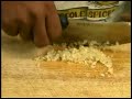 how-to-make-garlic-mashed-potatoes-how-to-cut-garlic-for-garlic-mashed-potatoes.html
