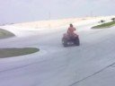 el pollo en su honda 420fm