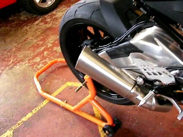 BMW s1000rr Factory Original Muffler Slip On Exhaust stubby OEM in Other in City of Toronto