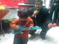 los chicharrines roman guitarrista