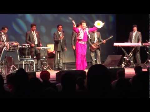 Ishq da girda! Gurdas Mann Live in Houston,Texas USA tour 2012 HD Part 2