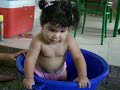 Valery en la ponchera