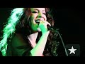 Bebel Gilberto interpreta "River Song" no Tim Festival - Arquivo Radar Showlivre 2004