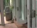 videos de More Auction Action, on Two Fronts