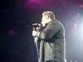 Gary LeVox Walks Over Mic Stand - YouTube
