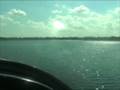 videos de How to fly a seaplane - water takeoff