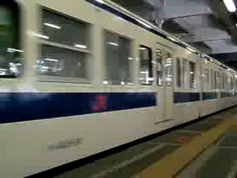 ４１５系 （８両）（０番台：１５００番台） 回送列車 【博多駅】