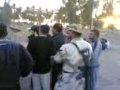حصلت وكالة حق على معلومات مثيرة من مصادر امنية مطلعة وشهود عيان عن عملية اعتقال قيادي في مليشيا المهدي تنكر في زي عروس وعدد من مساعديه في نقطة تفتيش شمال بغداد عصر يوم الخميس الماضي .وبحسب المعلومات فان القيادي المعتقل هو احد ابناء المجرم 