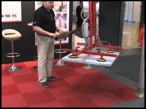 how to remove vl door moulds