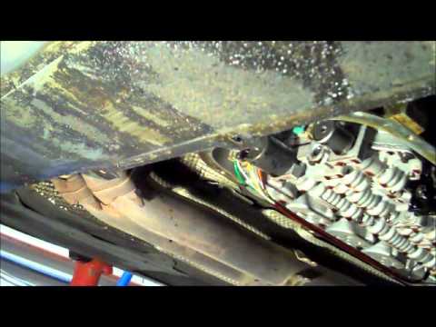 BMW e46 Automatic Transmission Fluid and Filter Change.wmv