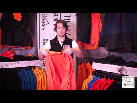 Scirocco series is a an Eco-focused series with made from Eco circle recycled Polyester and Flour Carbon Free DWR. They are all wind blocking, quick drying and have a good wicking capacity. Perfect for high intense activities such as running.
The series includes jackets, vest, pants, shorts & tights.