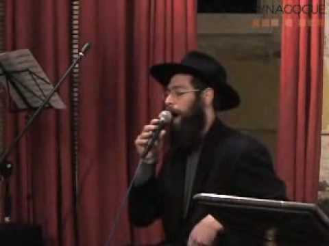 Matisyahu performs at the SoHo Synagogue