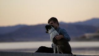 Ex-presidiários tiveram suas vidas transformadas após adotar um cachorro