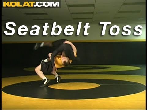how to get vomit out of seat belt