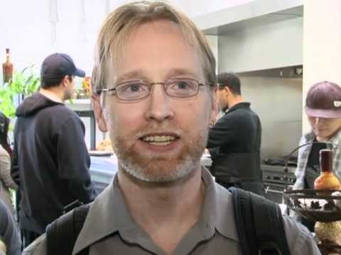 Serving Sandwiches in Washington - With an 'International Accent'