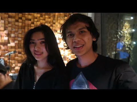 ISYANA SARASVATI - TETAP DALAM JIWA COVER POP PUNK ISYANA SARASVATI - TETAP DALAM JIWA COVER POP PUNK