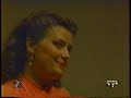 fabulous russian mezzo-soprano elena obraztsova sings santuzza's aria from mascagni's cavalleria rusticana.

tokyo, 1980.