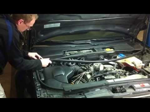 Audi A6. Innenraumfilter wechseln. How to Cabin Air Filter replacement.