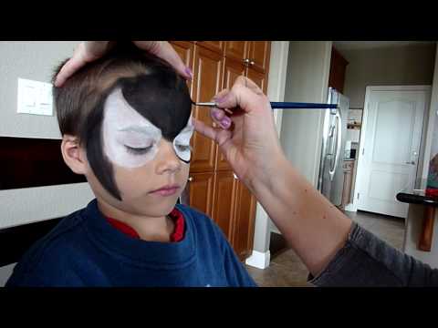 how to face paint spiderman
