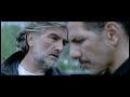 un geste, et tout bascule. un adolescent de 14 ans, un m�decin urgentiste, un flic en qu�te de vengeance, une m�re qui se bat pour les siens, un homme an�ant...