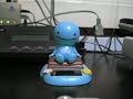 (uploaded by fbreve)&nbsp;Solar Powered Shaking and Nodding Desktop Toy