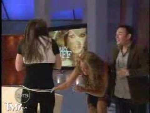 Hilary Duff video