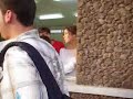 saliendo del colee..saludando a las clases & profes xDD