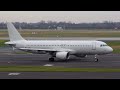 Air Berlin Airbus A320-200 (all white c/s) am Düsseldorfer Flughafen