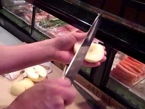 Como descascar uma maçã à campeão