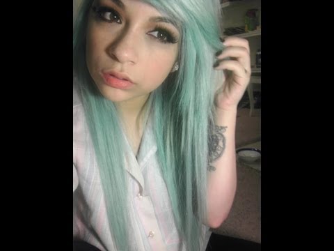 how to dye hair aqua blue