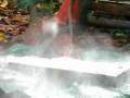 videos de Can It Break? With A Brick - Flour Bomb