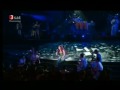 Bekijk muziek clip van Gloria Estefan met In the Meantime